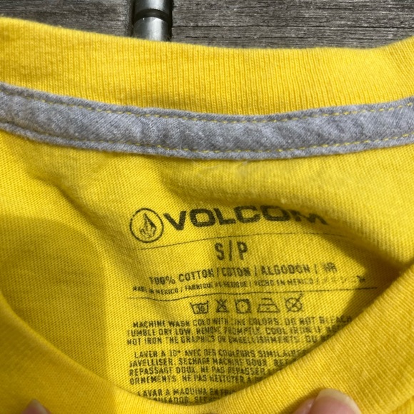 Volcom unique design cotton tee - Picture 5 of 5